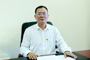 党委书记兼政府督导专员：莫乔锋