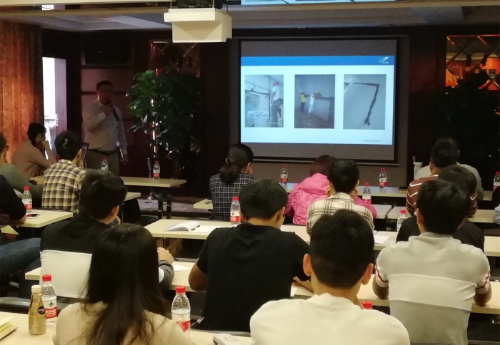 d519f74aa36a1ff6341ce22b846588b3.jpg QQ图片20181106152950_副本.jpg