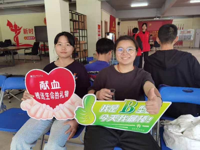 7d2ef72ae64b0bbd3eeb36331c4d2626.png 7d2ef72ae64b0bbd3eeb36331c4d2626.png