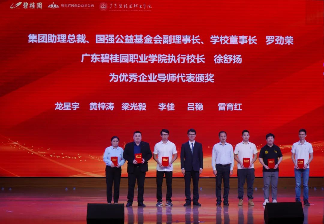 ef907ead04fb9ddc8098666bc3721b22.jpg ef907ead04fb9ddc8098666bc3721b22.jpg