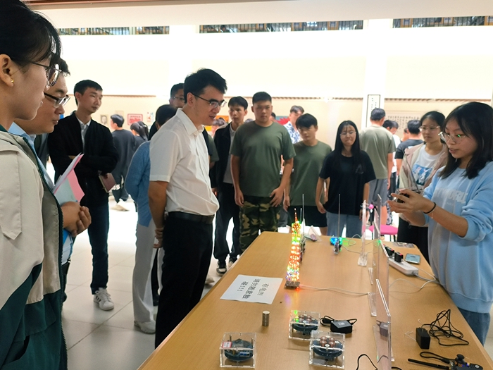 8ca908b04696fa9d6fd86aa52a421e20.jpg 700 (5).jpg