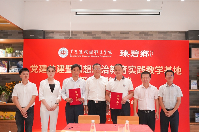 265ed9243628774e05f7a8be3ad6fe40.jpg 700 (10).jpg