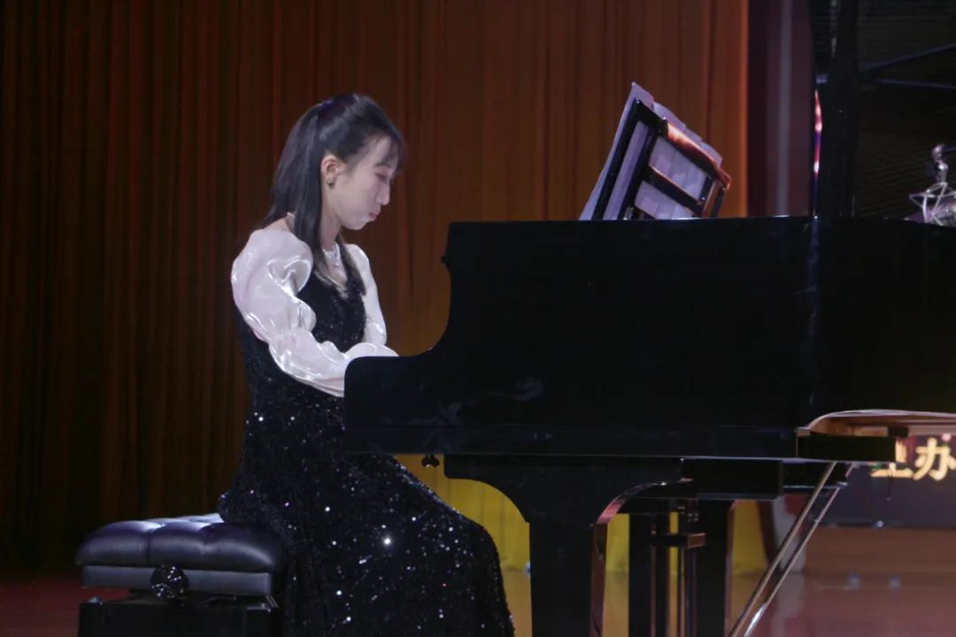 6d02e9355f1ff41a10f41f838cbc3630.jpg 6d02e9355f1ff41a10f41f838cbc3630.jpg