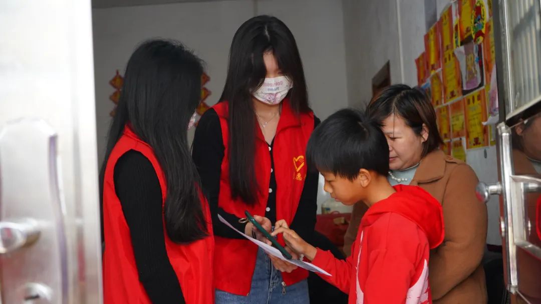 0ea33be52f0e79d0bdaf5ecf99c6d3fe.jpg 0ea33be52f0e79d0bdaf5ecf99c6d3fe.jpg