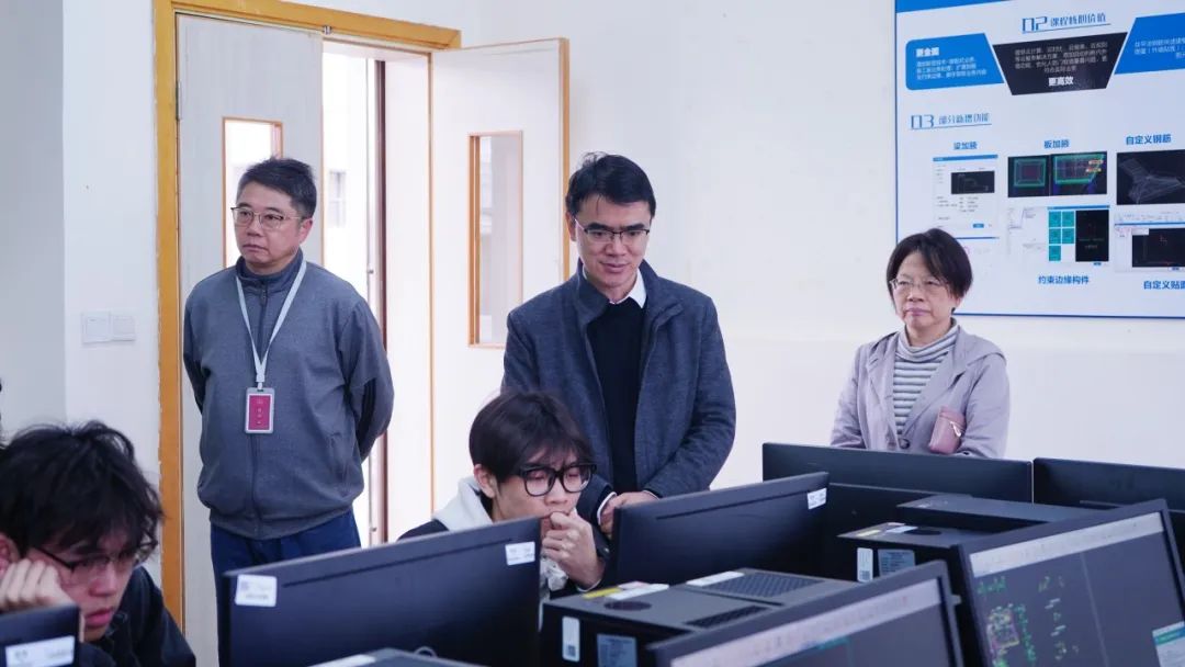 63621b5fd6b3c6f3a3b211aea1d2c225.jpg 63621b5fd6b3c6f3a3b211aea1d2c225.jpg