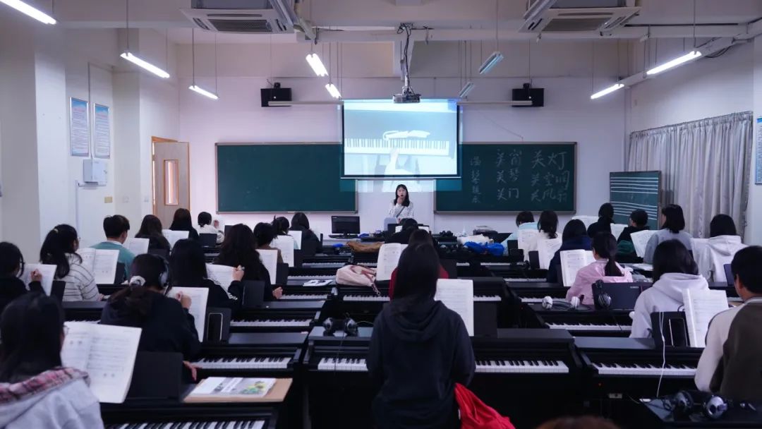 d439309b917e338d2e20c9ad70456dca.jpg d439309b917e338d2e20c9ad70456dca.jpg