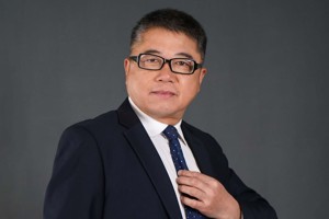 纪委委员、校长助理：赵海涛，高级工程师