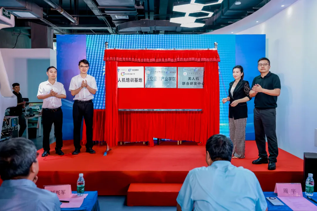 C:\Users\BGY\Desktop\640 (1).jpg